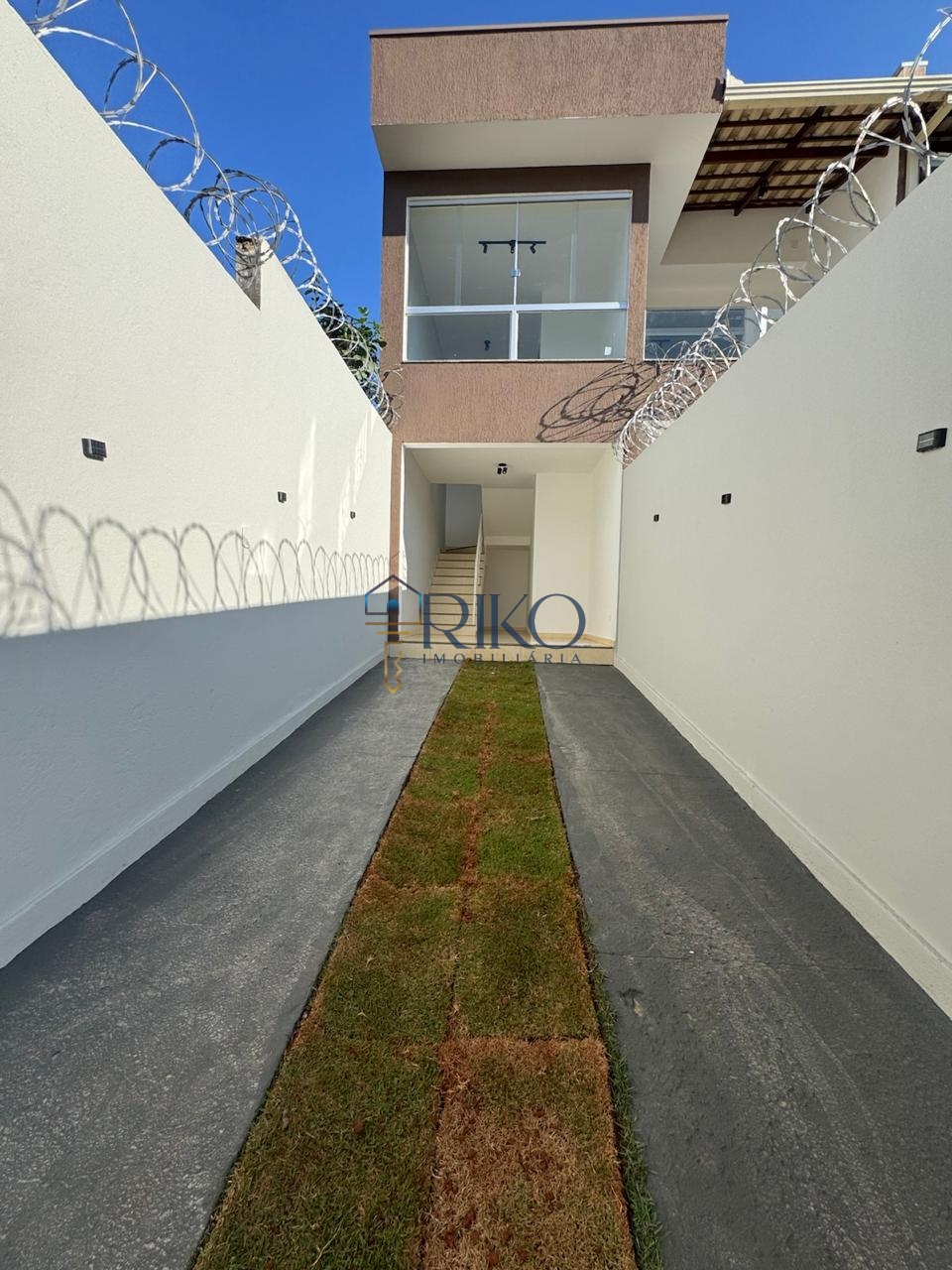 Casa Geminada > venda > Duque de Caxias - Betim