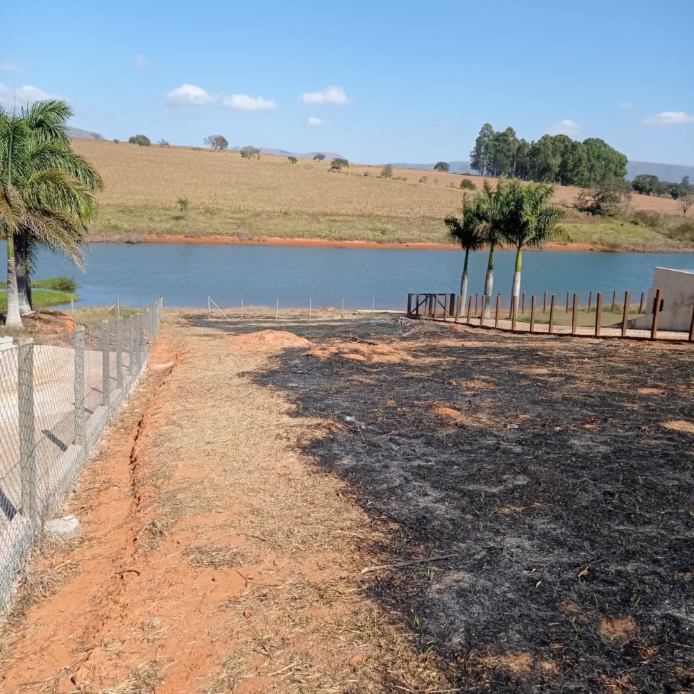 Terreno > venda > Lago de Furnas - Pimenta - Santo Hilário - MG