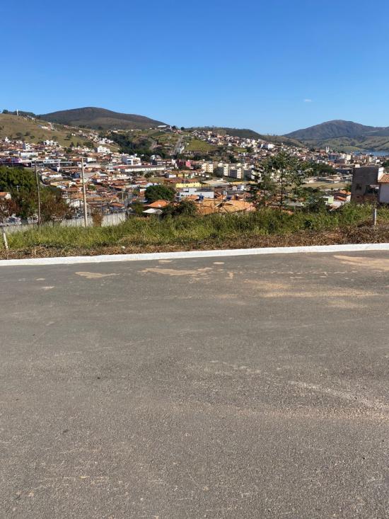 lote-venda-flores-de-ipe-capitolio-mg-1139338